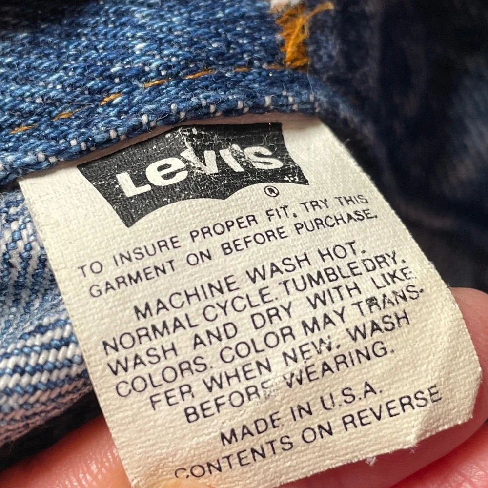 Vintage Levi's Denim Jacket Distressed‎ Trucker Mens Stonewash Blue Distressed - Picture 2 of 11